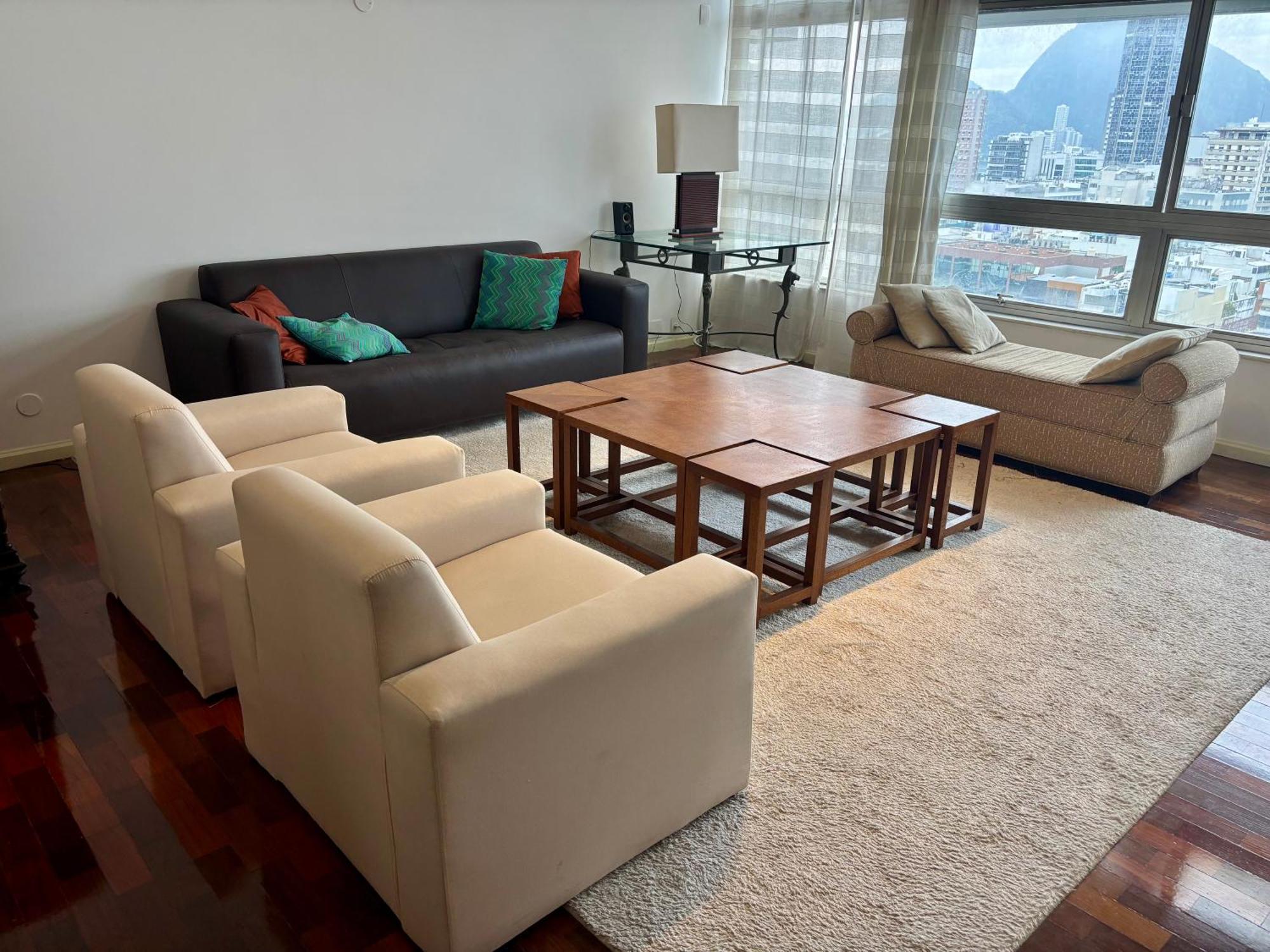 Spacious 4 Bedroom At Leblon With Sea View Apartemen Rio de Janeiro